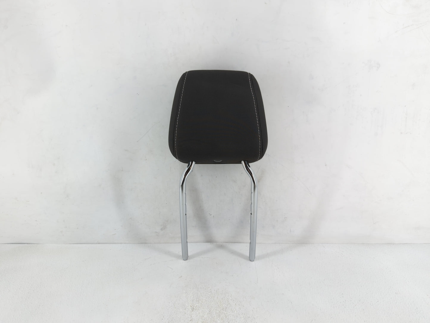 2012-2012 Ford Focus Headrest Head Rest Front Driver Passenger Seat Black - Oemusedautoparts1.com