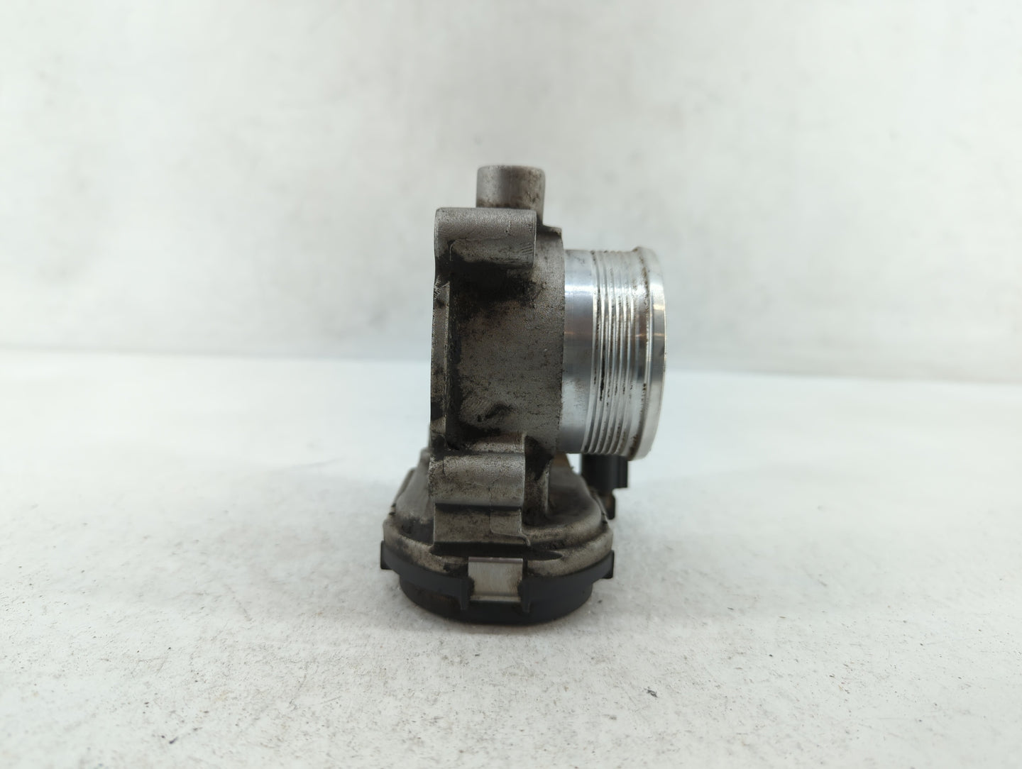 2012-2013 Ford Focus Throttle Body P/N:0280750585 0280750566, DS7E-9F991-BB, CM5E-9F991-AD Fits Fits 2012 2013 2014 2015 201
