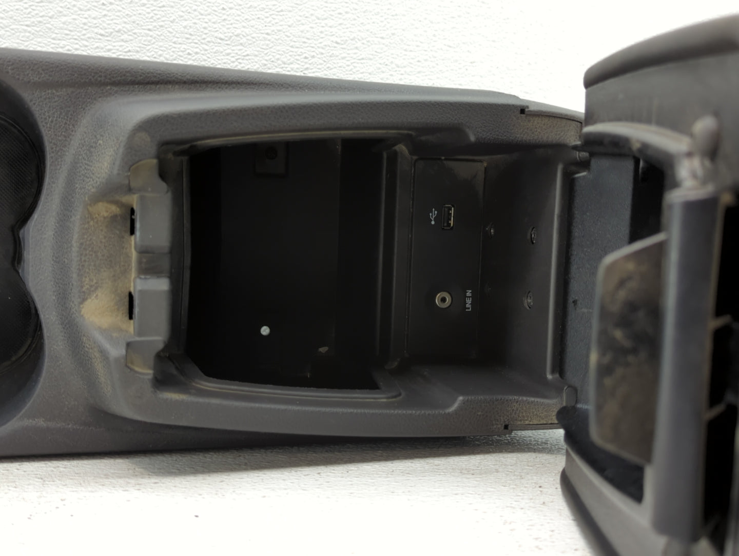 2012-2012 Ford Focus Overhead Roof Console Interior Dome Light - Oemusedautoparts1.com