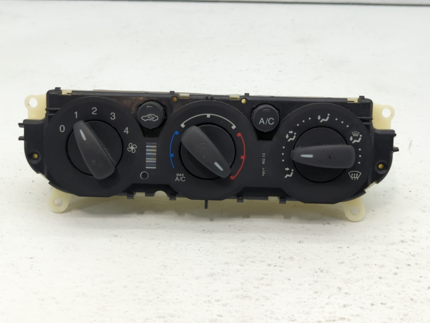2012 Ford Focus Climate Control Module Temperature AC/Heater Replacement P/N:CM5T-19980-AD Fits OEM Used Auto Parts - Oemuse