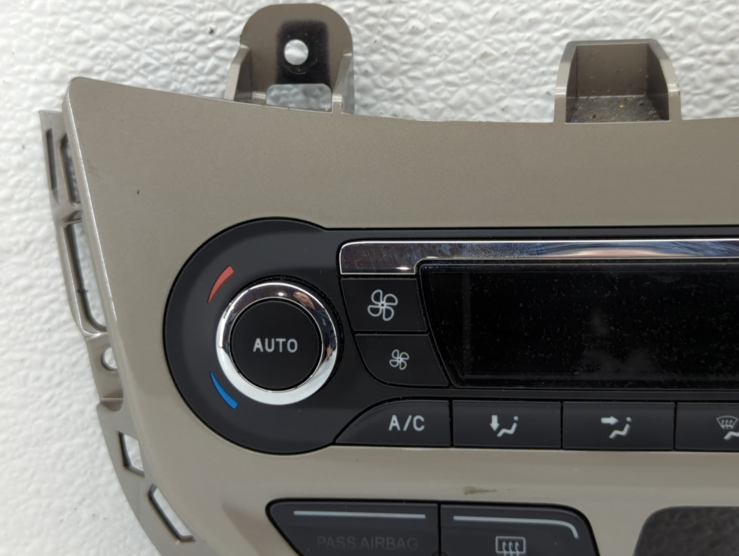 2012 Ford Focus Climate Control Module Temperature AC/Heater Replacement P/N:BM51-18522-BAW BM51-18522-AC, BM51-18522-BC Fit