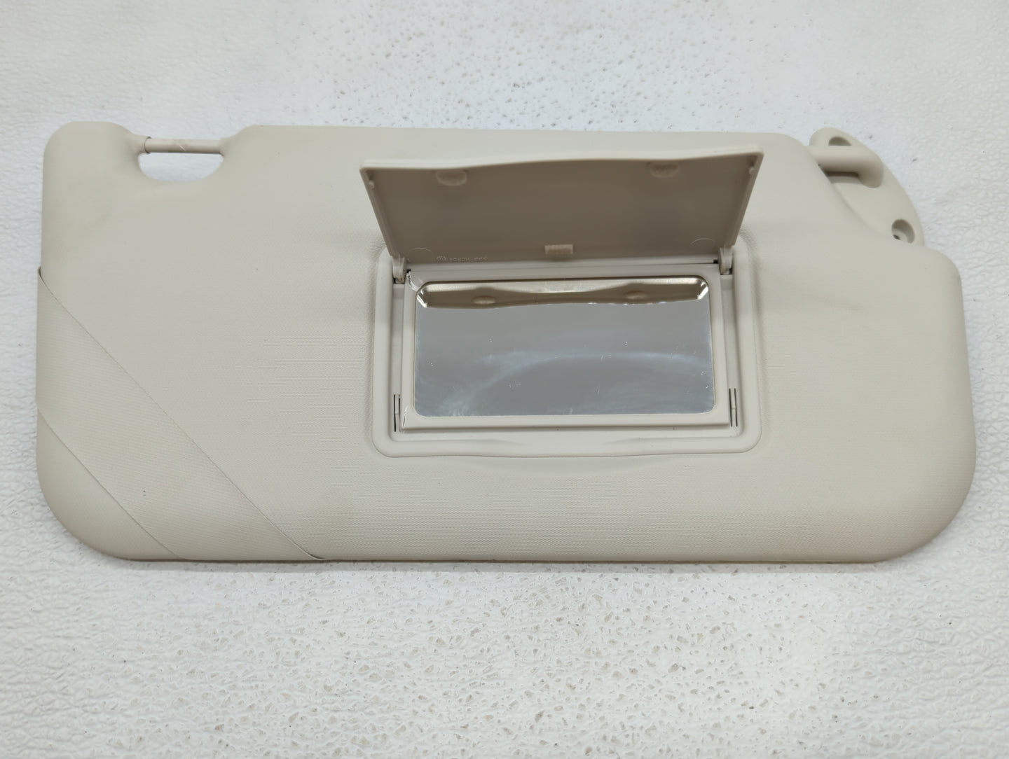 2012-2013 Ford Focus Sun Visor Shade Replacement Passenger Right Mirror Fits Fits 2012 2013 OEM Used Auto Parts - Oemusedaut