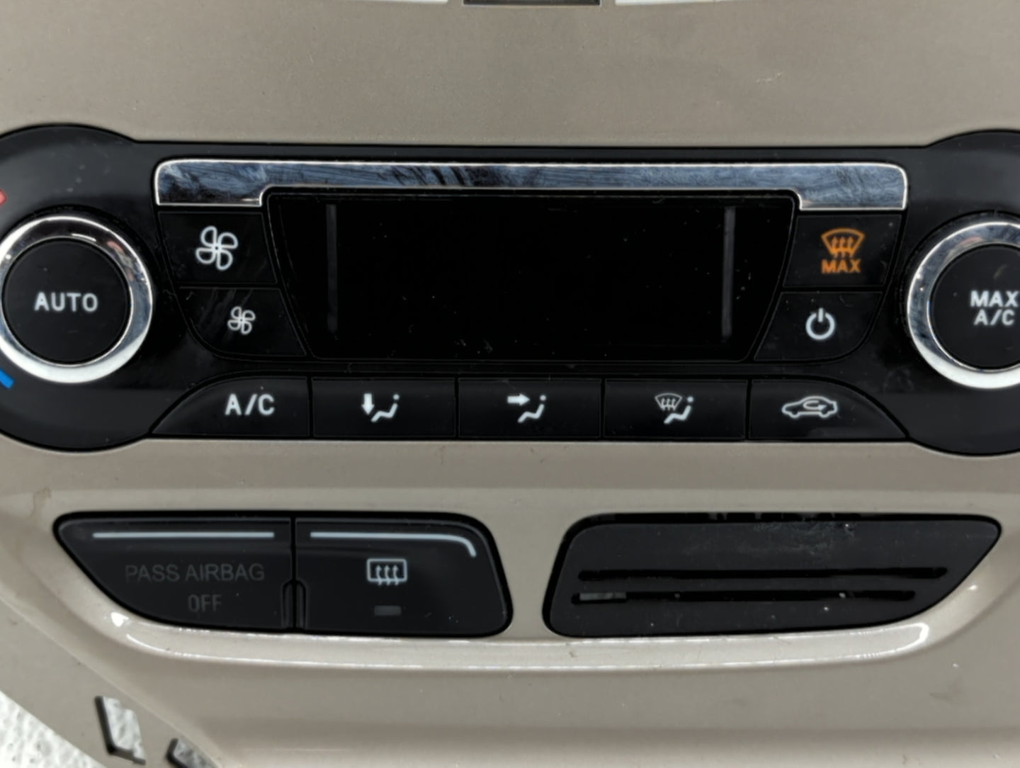 2012 Ford Focus Climate Control Module Temperature AC/Heater Replacement P/N:BM51-18522-BAW BM51-18522-AC, BM51-18522-BC Fit
