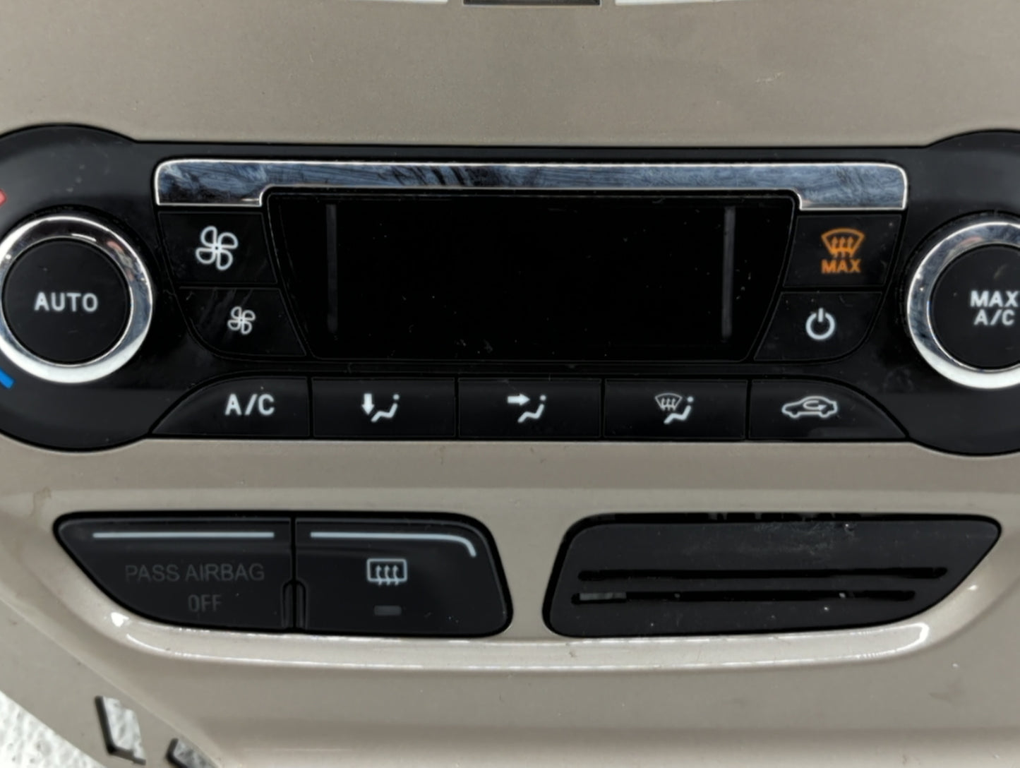 2012 Ford Focus Climate Control Module Temperature AC/Heater Replacement P/N:BM51-18522-BAW BM51-18522-AC, BM51-18522-BC Fit