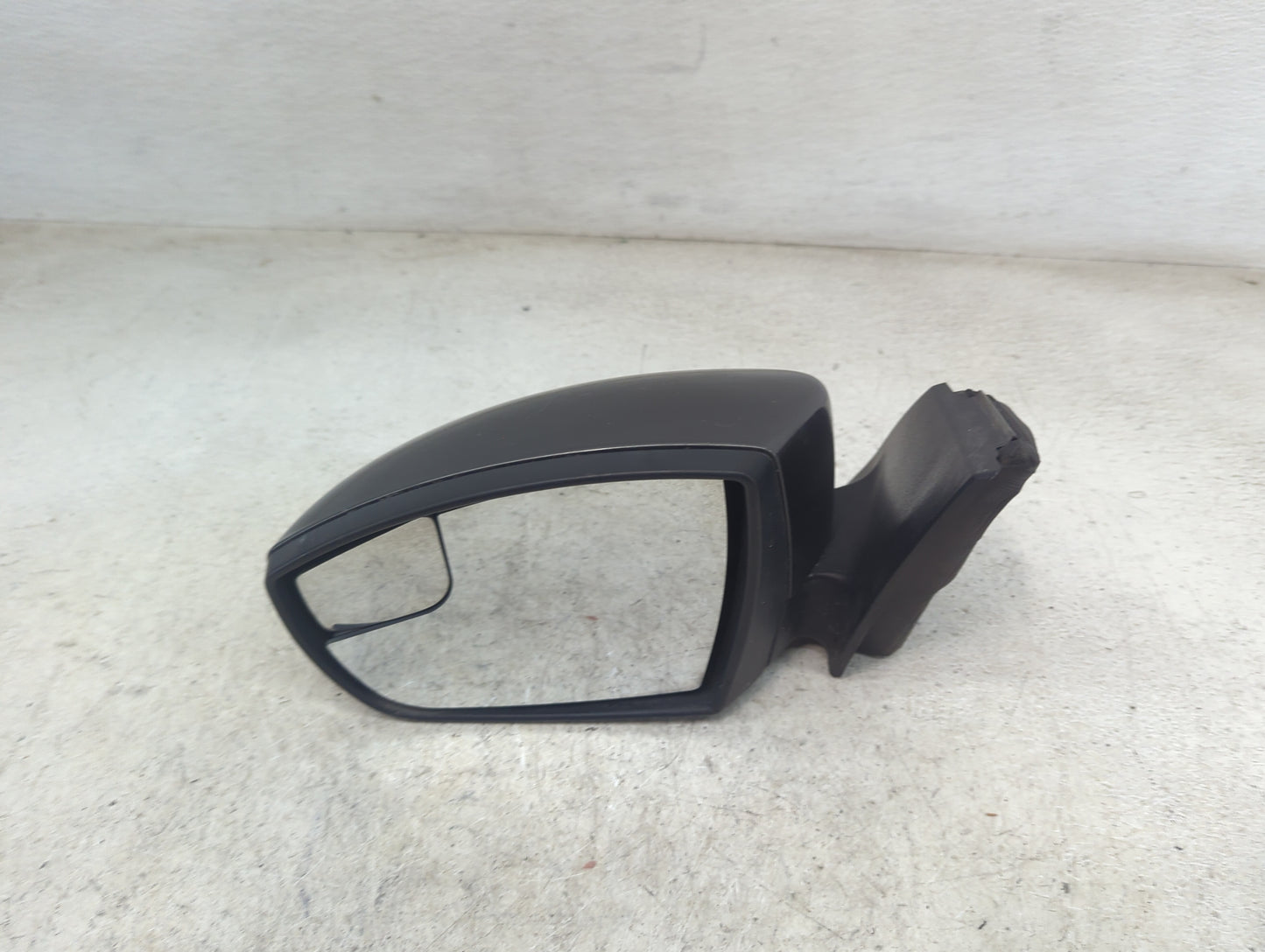 2012-2014 Ford Focus Driver Side View Mirror - Left Door Mirror OEM Used - Oemusedautoparts1.com