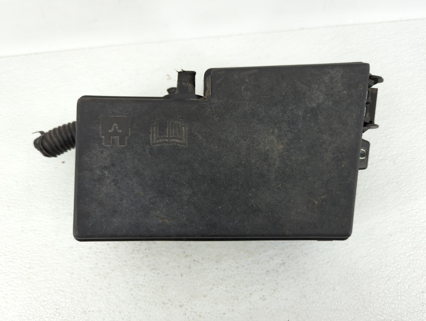 2012-2014 Ford Focus Fusebox Fuse Box Panel Relay Module P/N:AV6T-14A067-AC Fits Fits 2012 2013 2014 OEM Used Auto Parts - O