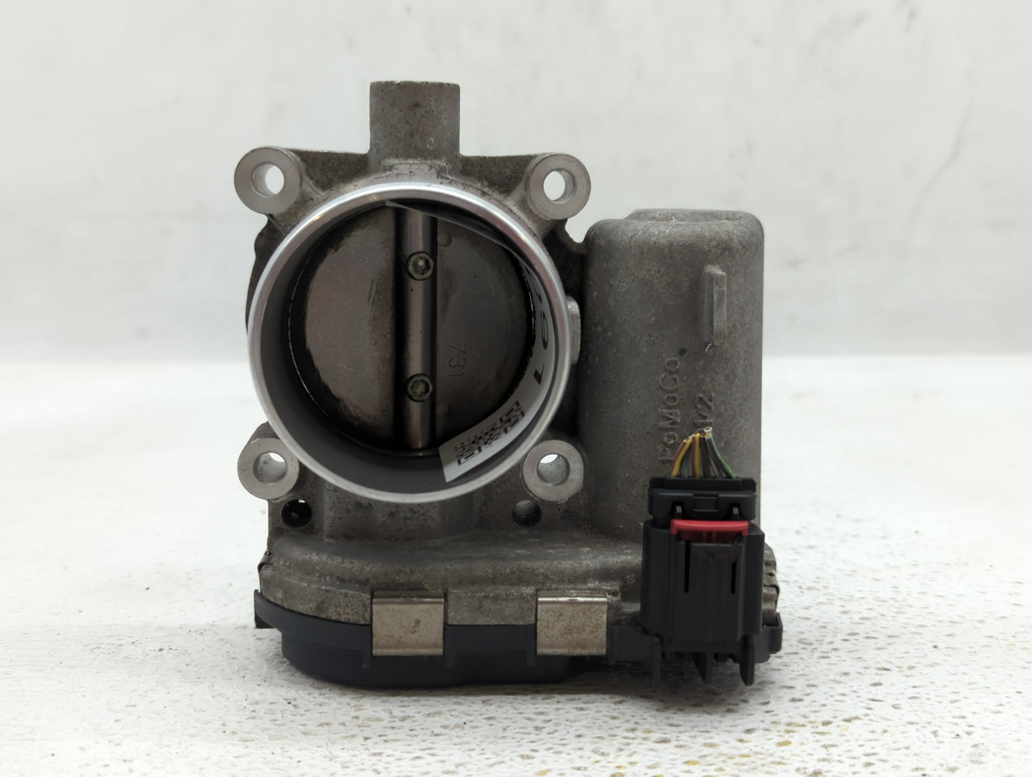 2012-2013 Ford Focus Throttle Body P/N:CM5E-9F991-AC CM5E-9F991-AD Fits Fits 2012 2013 2014 2015 2016 2017 OEM Used Auto Par