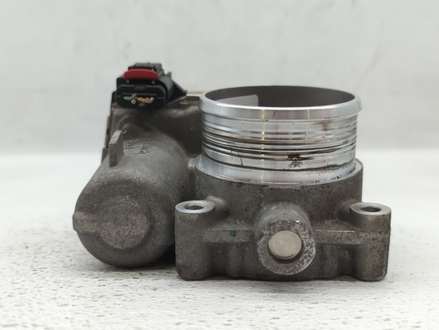 2012-2013 Ford Focus Throttle Body P/N:CM5E-9F991-AC CM5E-9F991-AD Fits Fits 2012 2013 2014 2015 2016 2017 OEM Used Auto Par