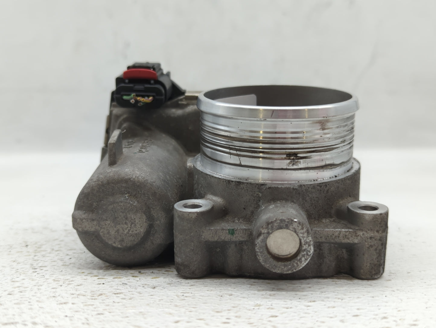 2012-2013 Ford Focus Throttle Body P/N:CM5E-9F991-AC CM5E-9F991-AD Fits Fits 2012 2013 2014 2015 2016 2017 OEM Used Auto Par