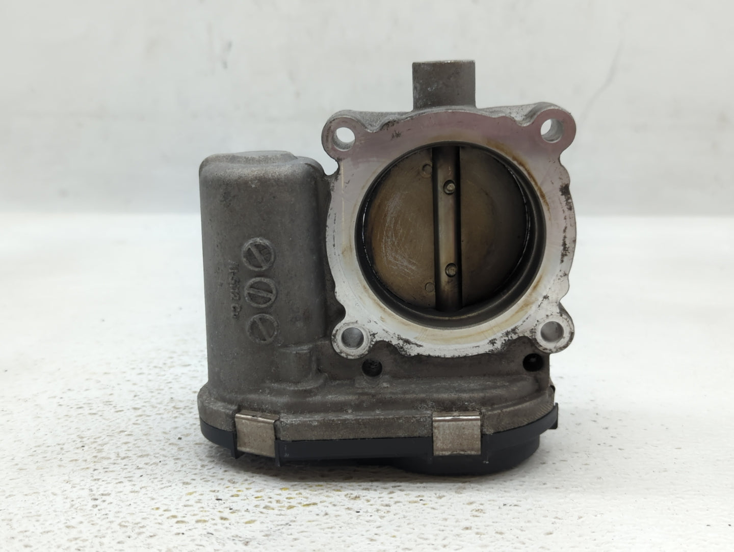2012-2013 Ford Focus Throttle Body P/N:CM5E-9F991-AC CM5E-9F991-AD Fits Fits 2012 2013 2014 2015 2016 2017 OEM Used Auto Par