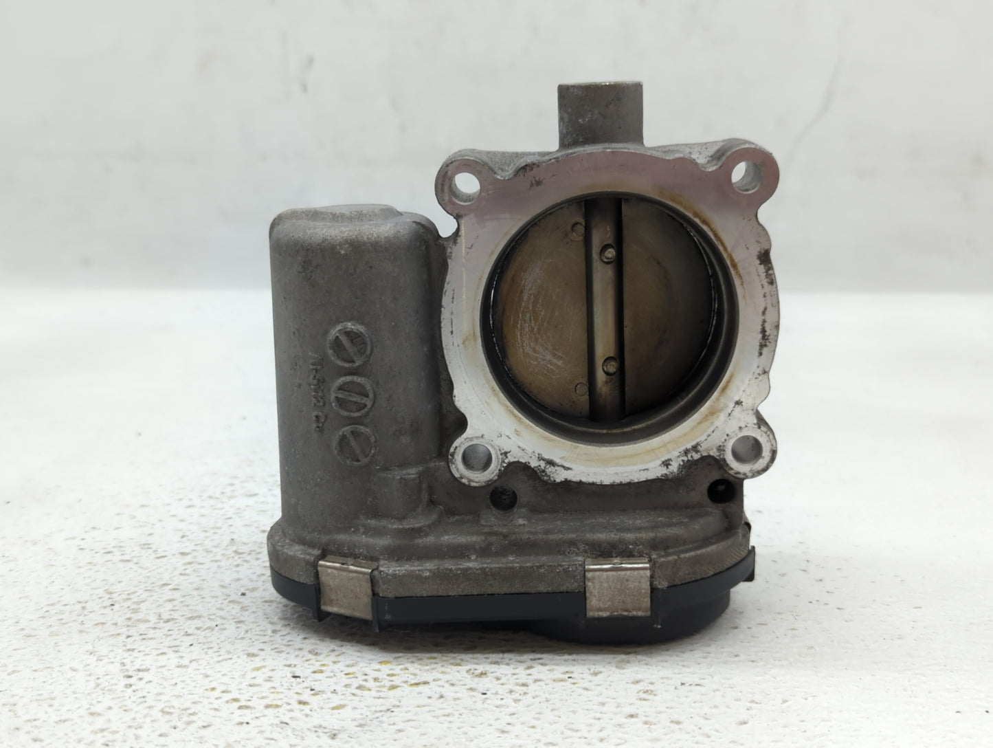 2012-2013 Ford Focus Throttle Body P/N:CM5E-9F991-AC CM5E-9F991-AD Fits Fits 2012 2013 2014 2015 2016 2017 OEM Used Auto Par