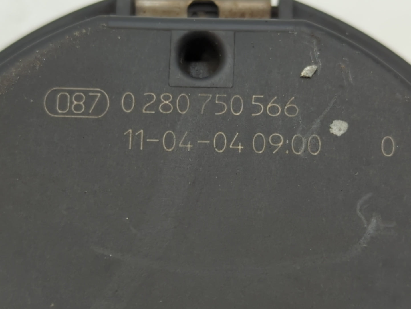 2012-2013 Ford Focus Throttle Body P/N:CM5E-9F991-AC CM5E-9F991-AD Fits Fits 2012 2013 2014 2015 2016 2017 OEM Used Auto Par