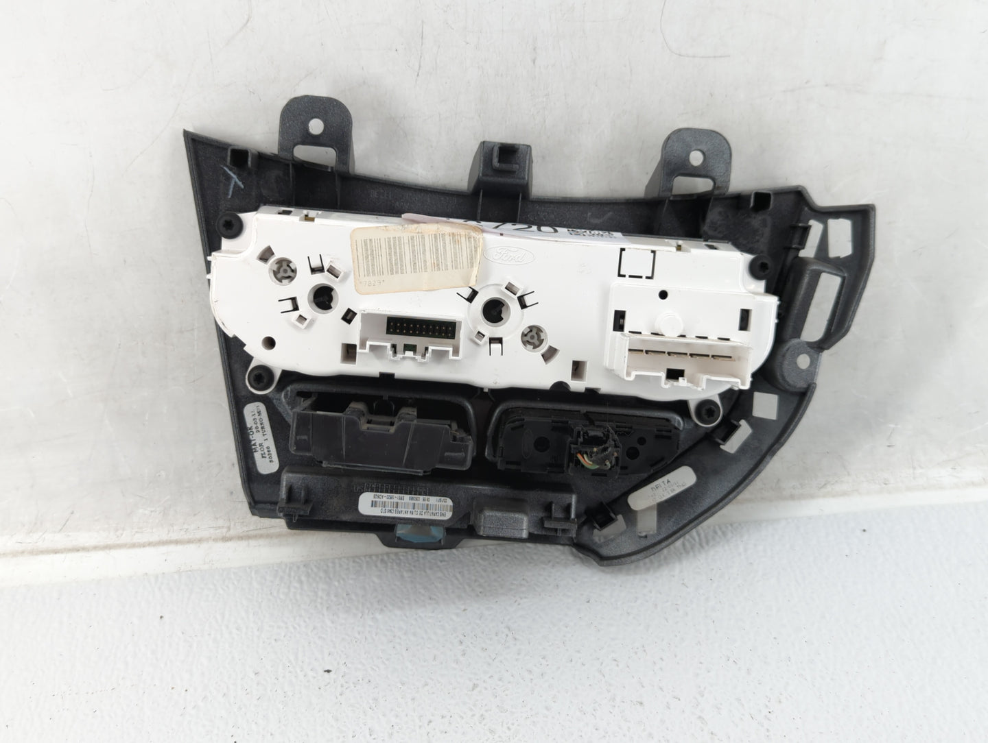 2012 Ford Focus Climate Control Module Temperature AC/Heater Replacement P/N:BM51-18522-AC3 Fits OEM Used Auto Parts - Oemus