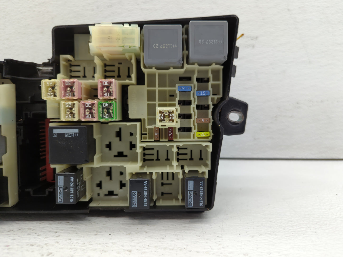 2012-2014 Ford Focus Fusebox Fuse Box Panel Relay Module P/N:AV6T-14A142-AA Fits Fits 2012 2013 2014 OEM Used Auto Parts - O