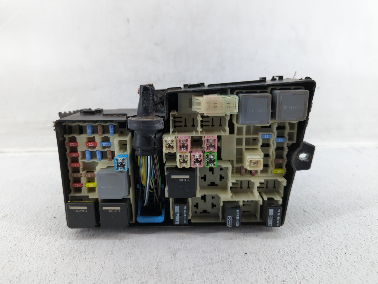 2012-2014 Ford Focus Fusebox Fuse Box Panel Relay Module P/N:AV6T-14A067-AC Fits Fits 2012 2013 2014 OEM Used Auto Parts - O