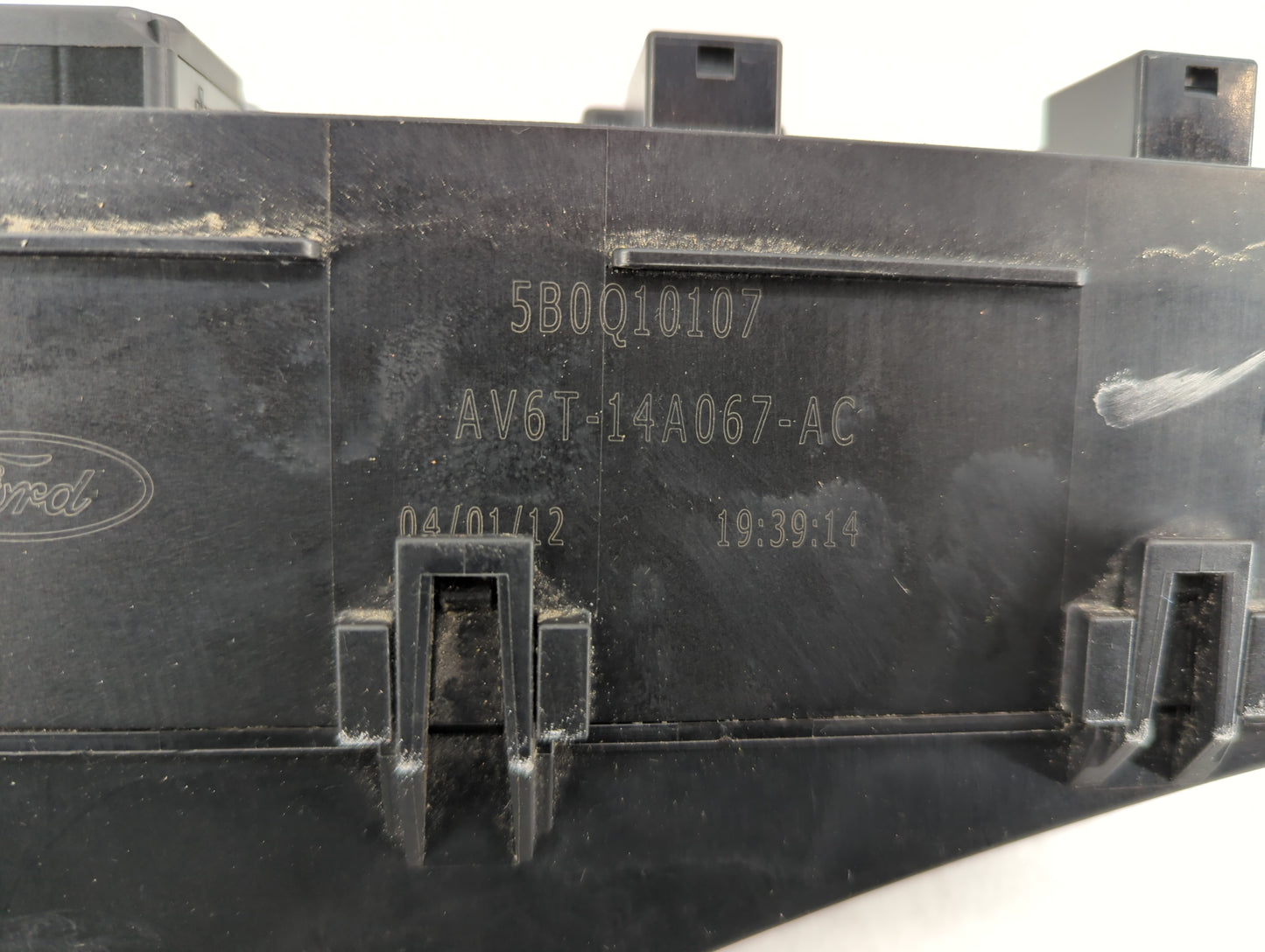 2012-2014 Ford Focus Fusebox Fuse Box Panel Relay Module P/N:AV6T-14A067-AC Fits Fits 2012 2013 2014 OEM Used Auto Parts - O