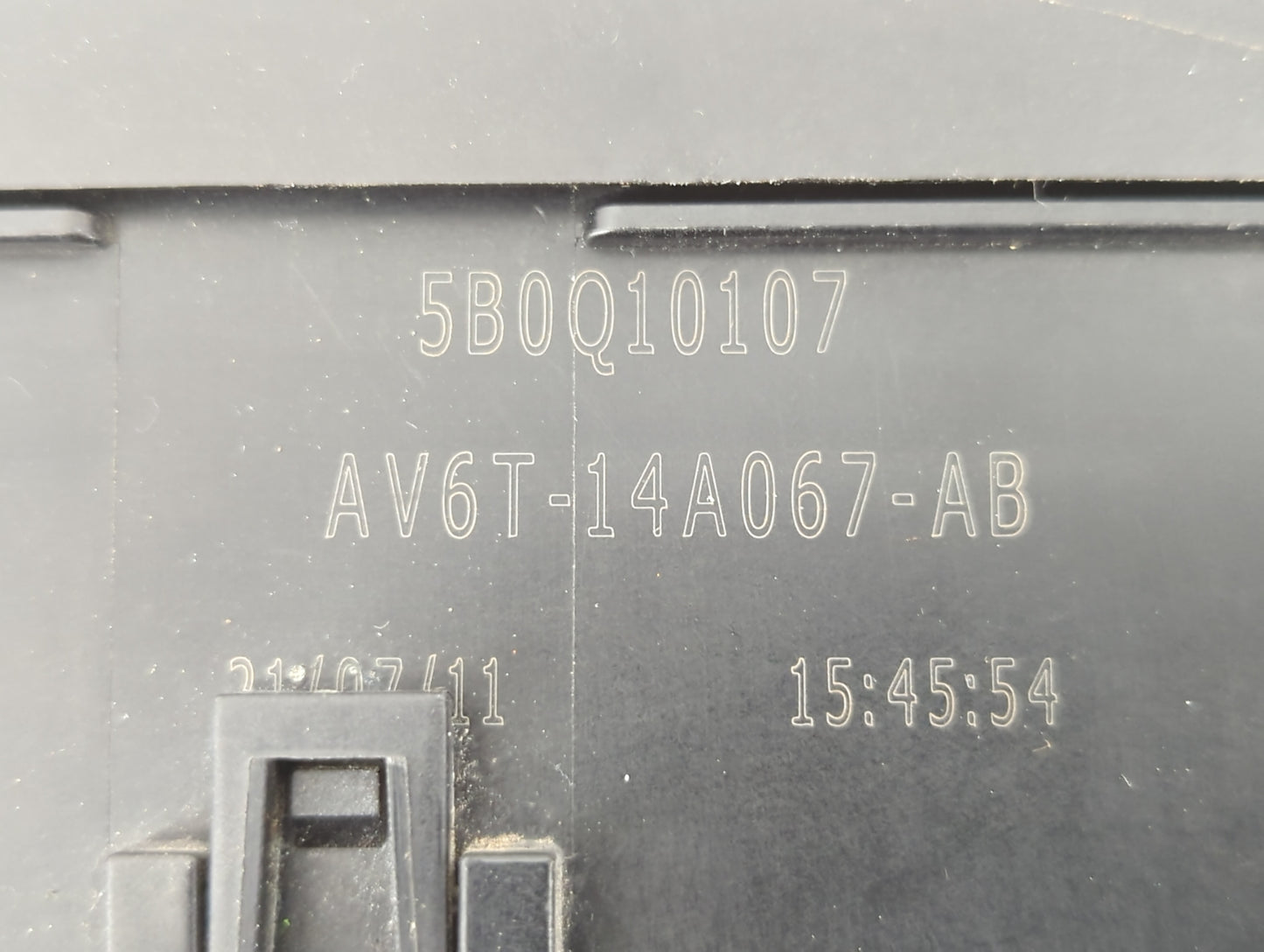 2012-2014 Ford Focus Fusebox Fuse Box Panel Relay Module P/N:AV6T-14A067-AB Fits Fits 2012 2013 2014 OEM Used Auto Parts - O