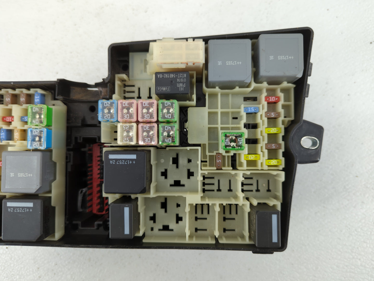 2012-2014 Ford Focus Fusebox Fuse Box Panel Relay Module P/N:AV6T-14A067-AD AV6T-14A067-AB Fits Fits 2012 2013 2014 OEM Used
