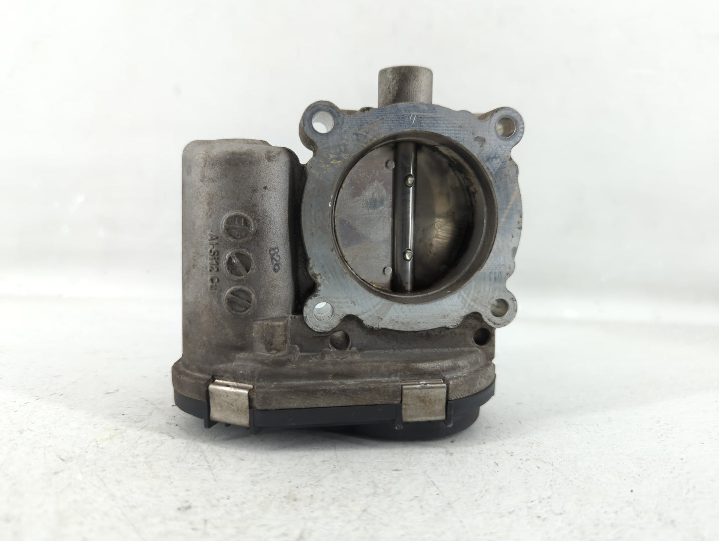 2012-2013 Ford Focus Throttle Body P/N:CM5E-9F991-AD Fits Fits 2012 2013 2014 2015 2016 2017 OEM Used Auto Parts - Oemusedau