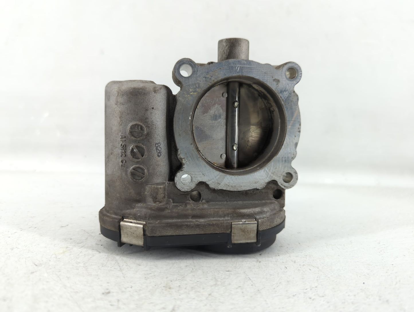 2012-2013 Ford Focus Throttle Body P/N:CM5E-9F991-AD Fits Fits 2012 2013 2014 2015 2016 2017 OEM Used Auto Parts - Oemusedau