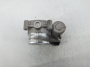 2012-2013 Ford Focus Throttle Body P/N:CM5E 9F991 AD Fits Fits 2012 2013 2014 2015 2016 2017 OEM Used Auto Parts