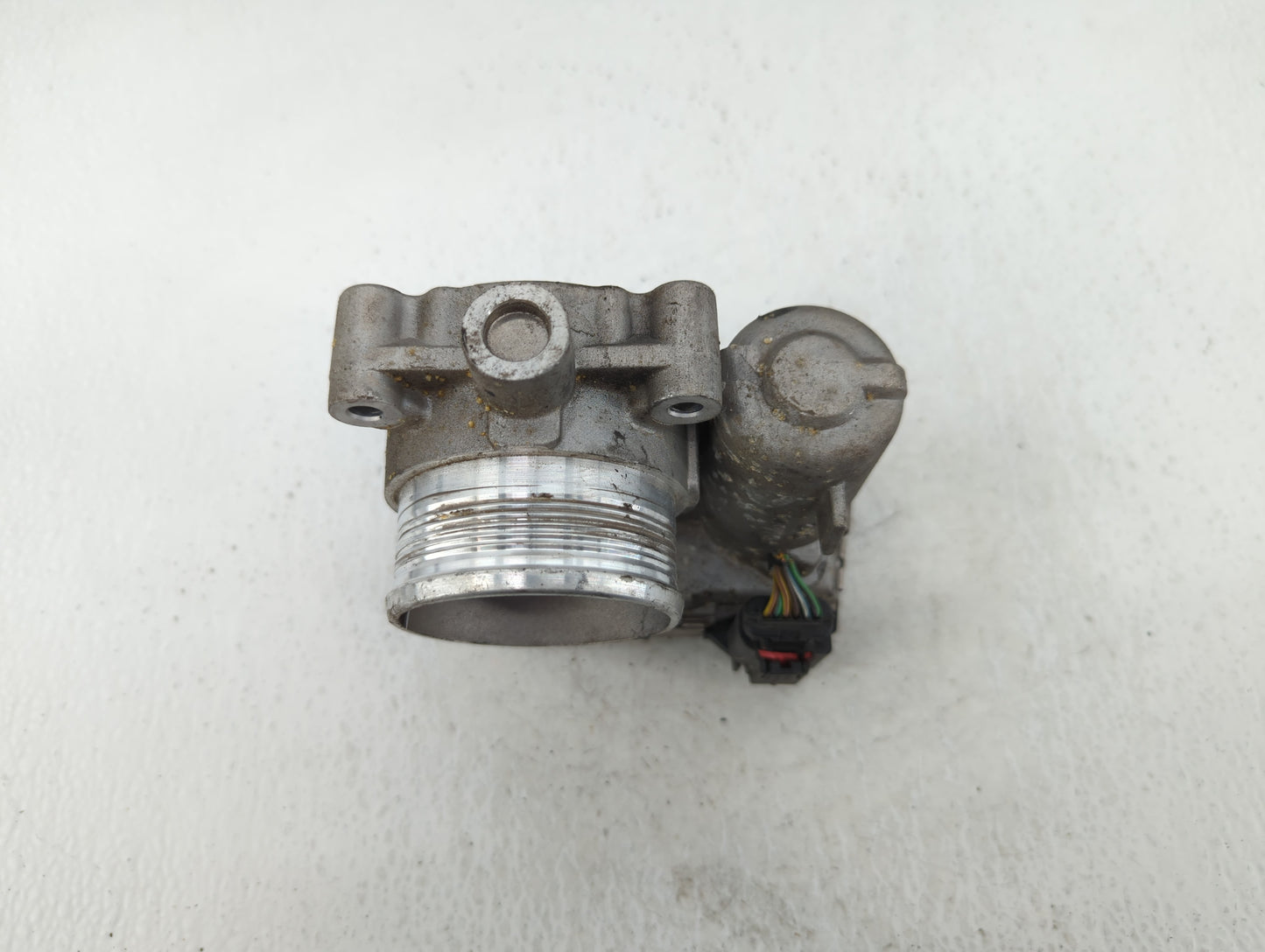 2012-2013 Ford Focus Throttle Body P/N:CM5E 9F991AD Fits Fits 2012 2013 2014 2015 2016 2017 OEM Used Auto Parts - Oemusedaut
