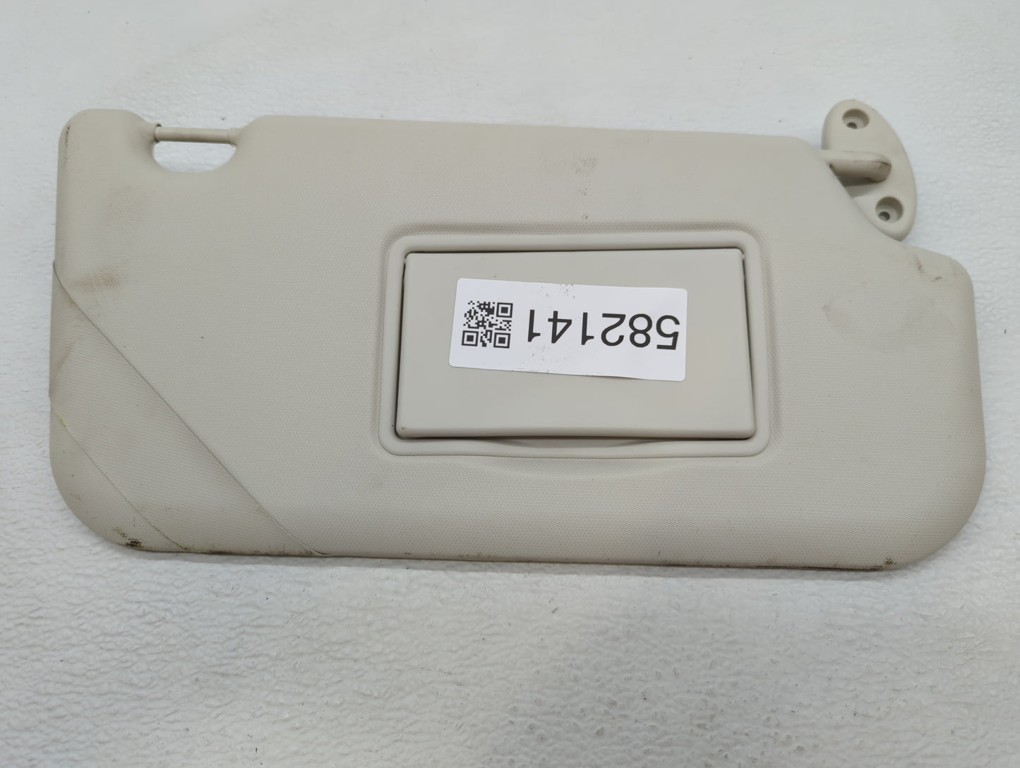 2012-2013 Ford Focus Sun Visor Shade Replacement Passenger Right Mirror Fits Fits 2012 2013 OEM Used Auto Parts - Oemusedaut