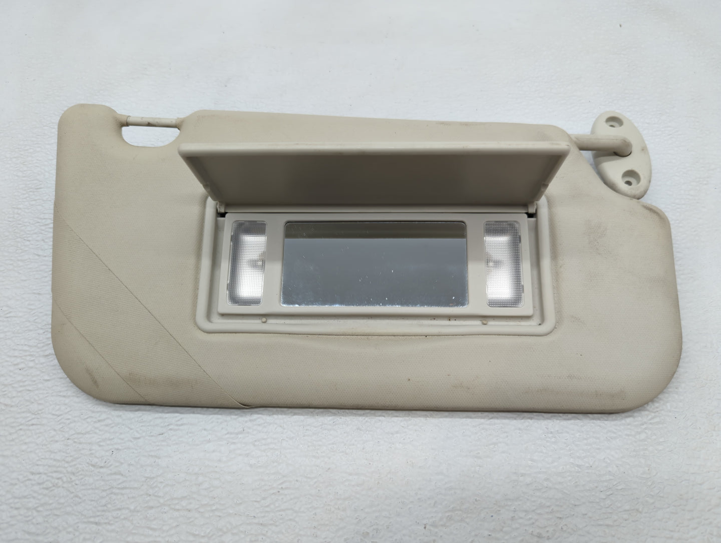 2012-2013 Ford Focus Sun Visor Shade Replacement Passenger Right Mirror Fits Fits 2012 2013 OEM Used Auto Parts - Oemusedaut