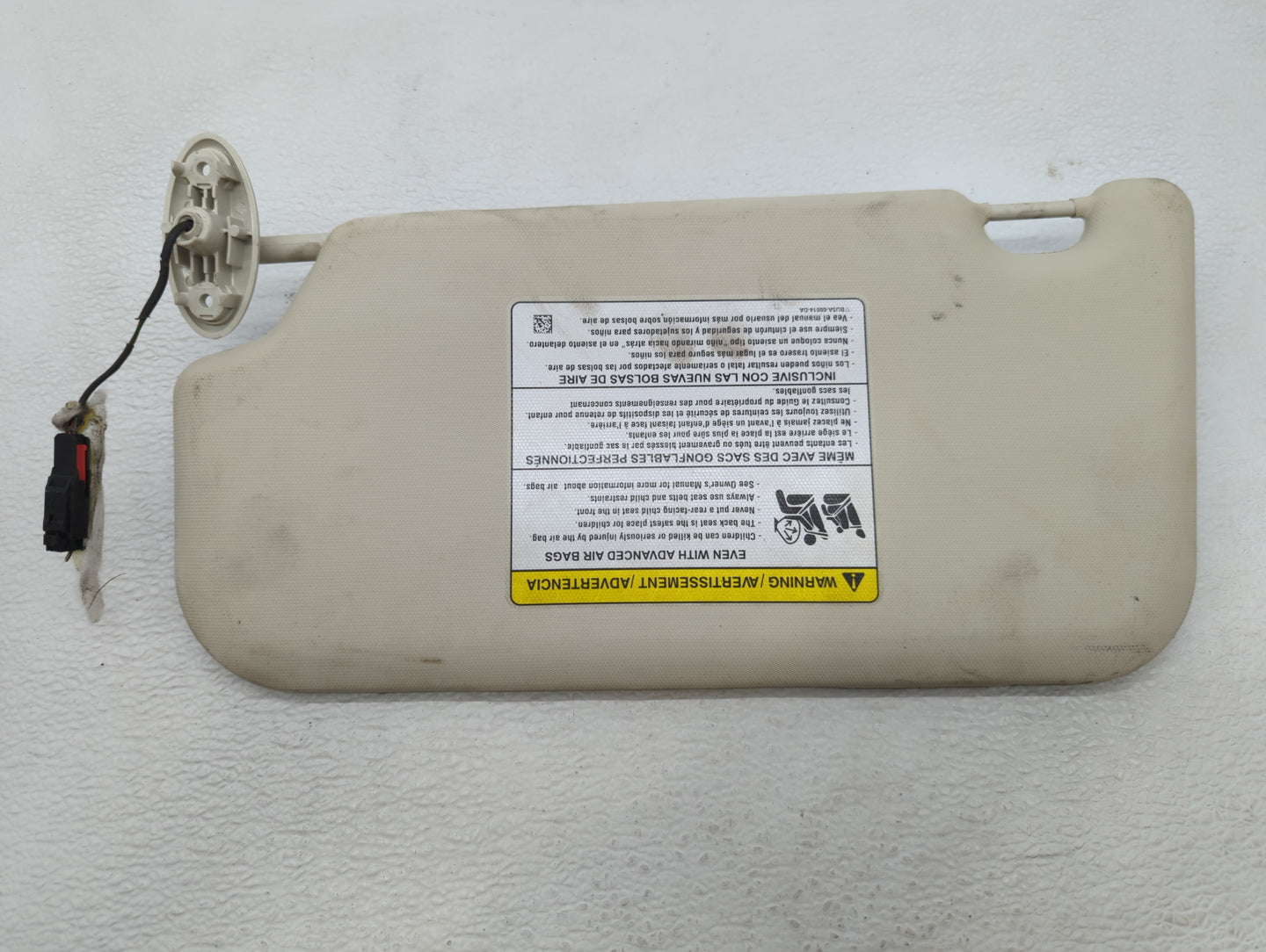 2012-2013 Ford Focus Sun Visor Shade Replacement Passenger Right Mirror Fits Fits 2012 2013 OEM Used Auto Parts - Oemusedaut