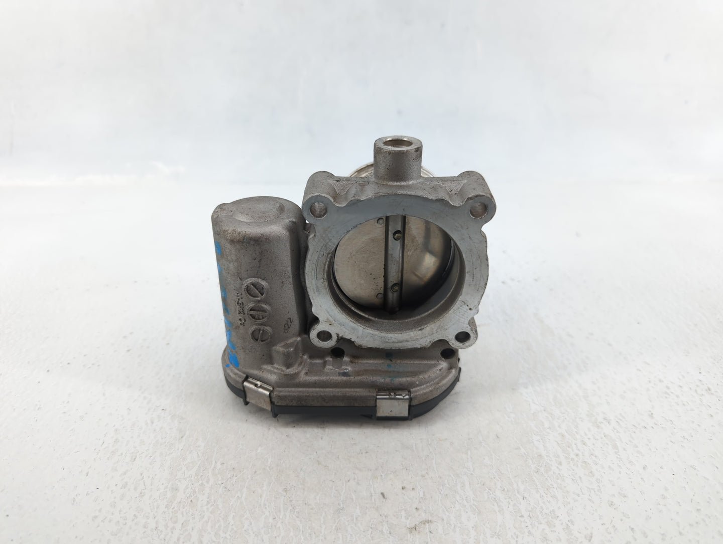 2012-2013 Ford Focus Throttle Body P/N:CM5E 9F991-AD Fits Fits 2012 2013 2014 2015 2016 2017 OEM Used Auto Parts - Oemusedau