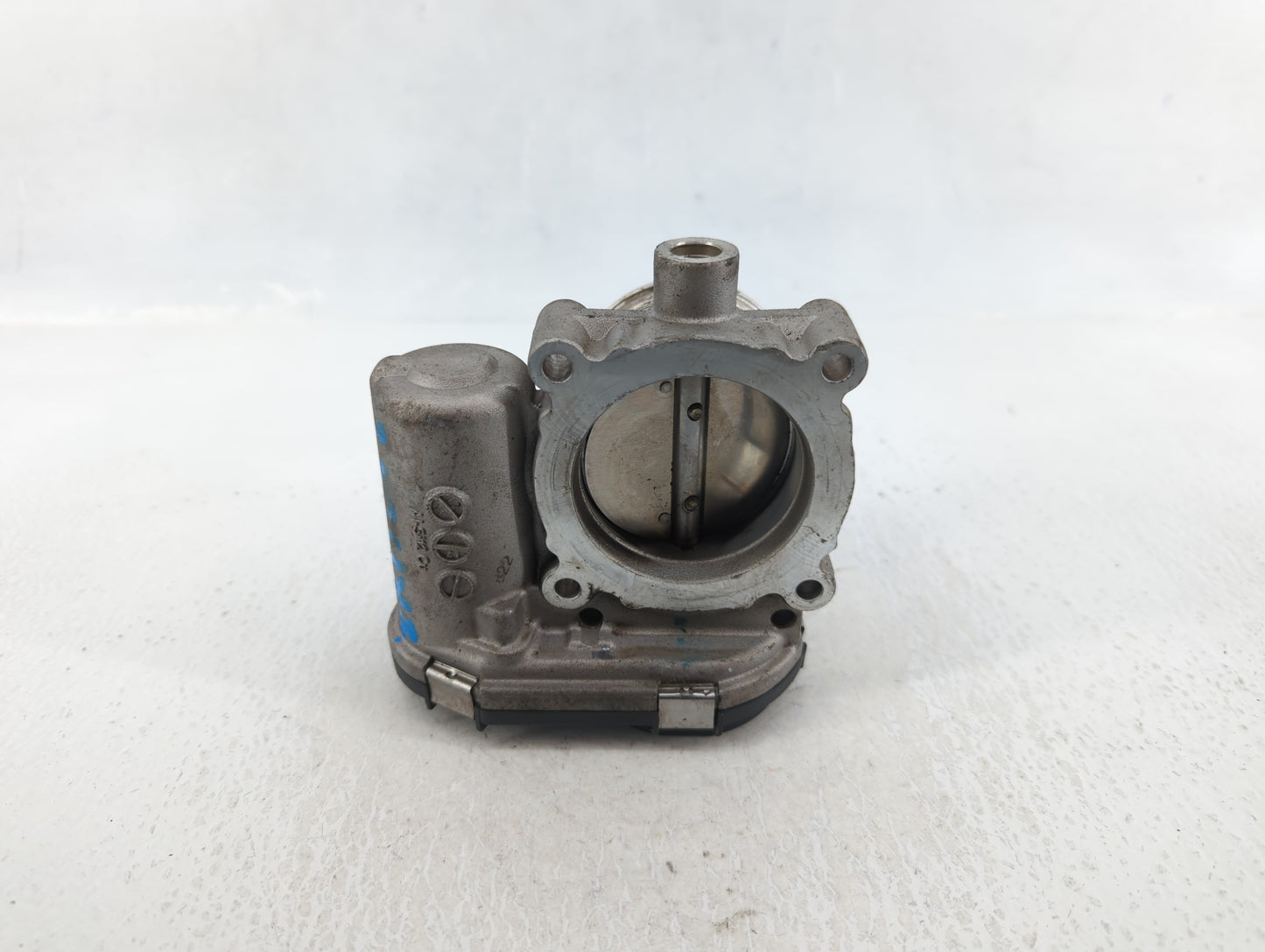 2012-2013 Ford Focus Throttle Body P/N:CM5E 9F991-AD Fits Fits 2012 2013 2014 2015 2016 2017 OEM Used Auto Parts - Oemusedau