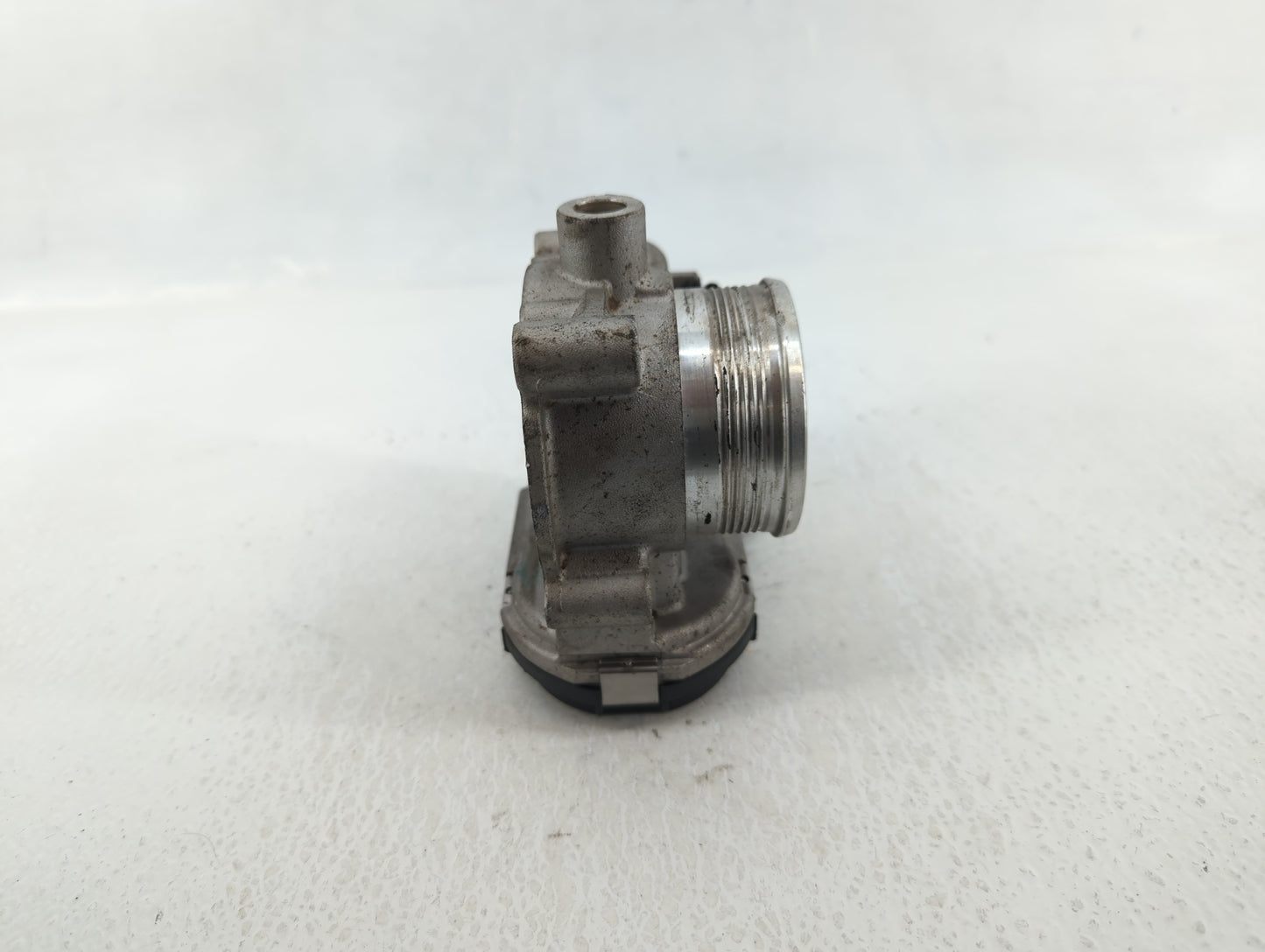 2012-2013 Ford Focus Throttle Body P/N:CM5E 9F991-AD Fits Fits 2012 2013 2014 2015 2016 2017 OEM Used Auto Parts - Oemusedau