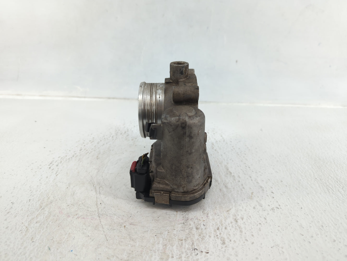 2012-2013 Ford Focus Throttle Body P/N:CM5E 9F991-AD Fits Fits 2012 2013 2014 2015 2016 2017 OEM Used Auto Parts - Oemusedau