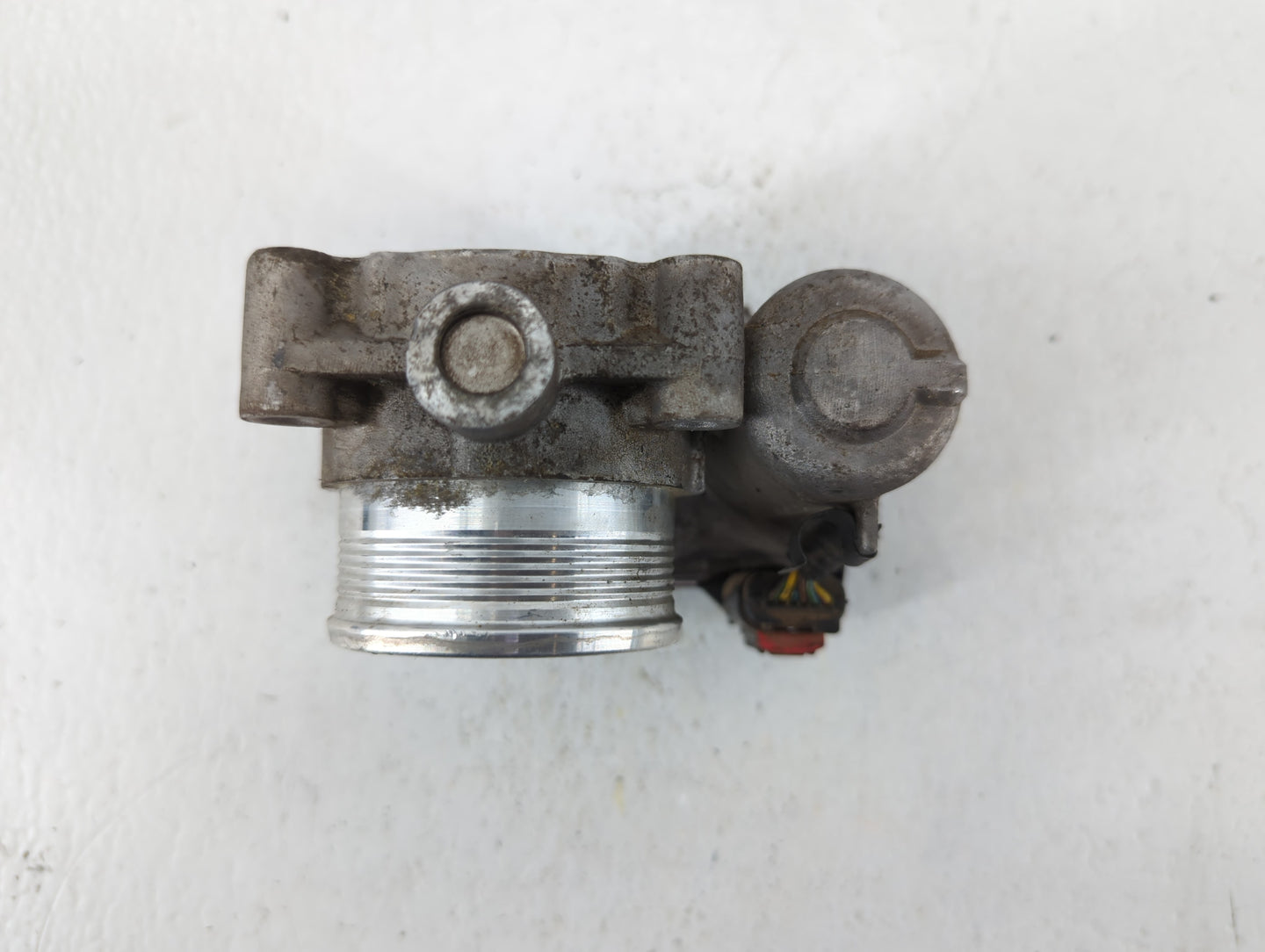 2012-2013 Ford Focus Throttle Body P/N:22240AA 994AA Fits Fits 2012 2013 2014 2015 2016 2017 OEM Used Auto Parts - Oemusedau