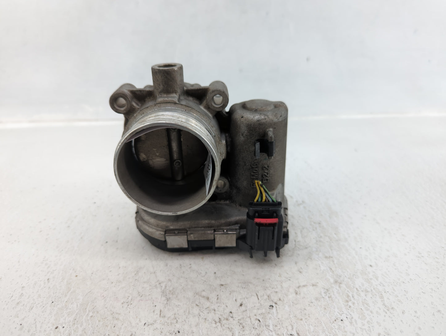 2012-2013 Ford Focus Throttle Body P/N:CM5E-9F991 AD Fits Fits 2012 2013 2014 2015 2016 2017 OEM Used Auto Parts - Oemusedau