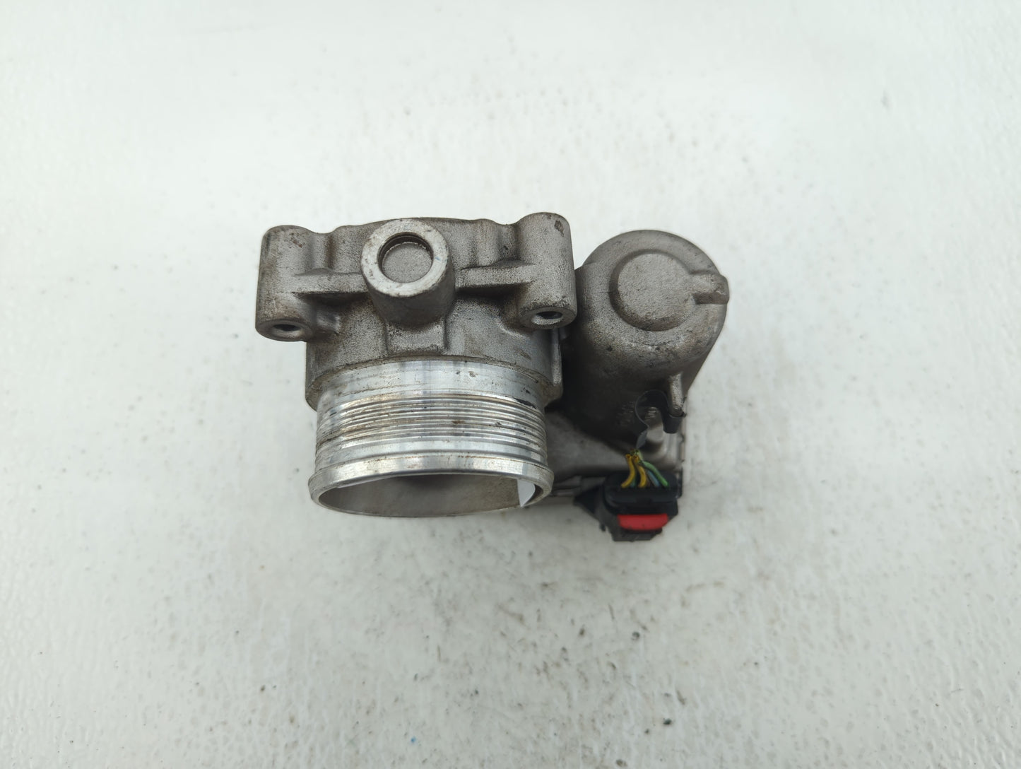 2012-2013 Ford Focus Throttle Body P/N:CM5E-9F991 AD Fits Fits 2012 2013 2014 2015 2016 2017 OEM Used Auto Parts - Oemusedau