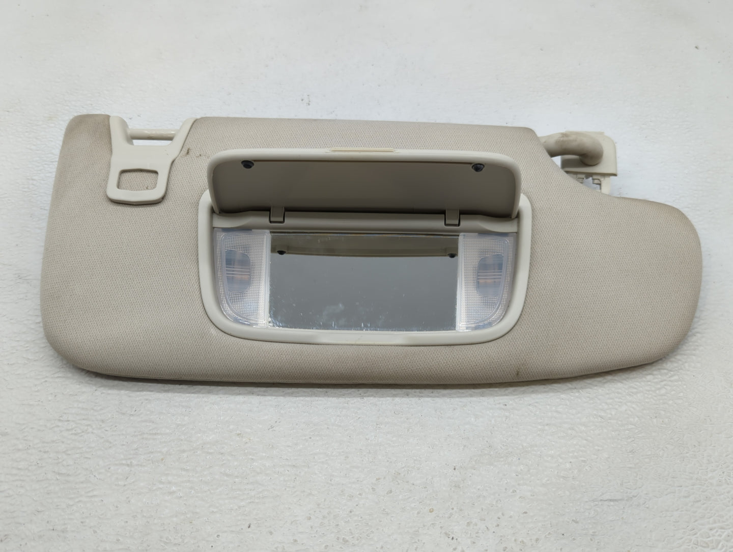 2012-2014 Ford Focus Sun Visor Shade Replacement Passenger Right Mirror Fits Fits 2012 2013 2014 OEM Used Auto Parts - Oemus
