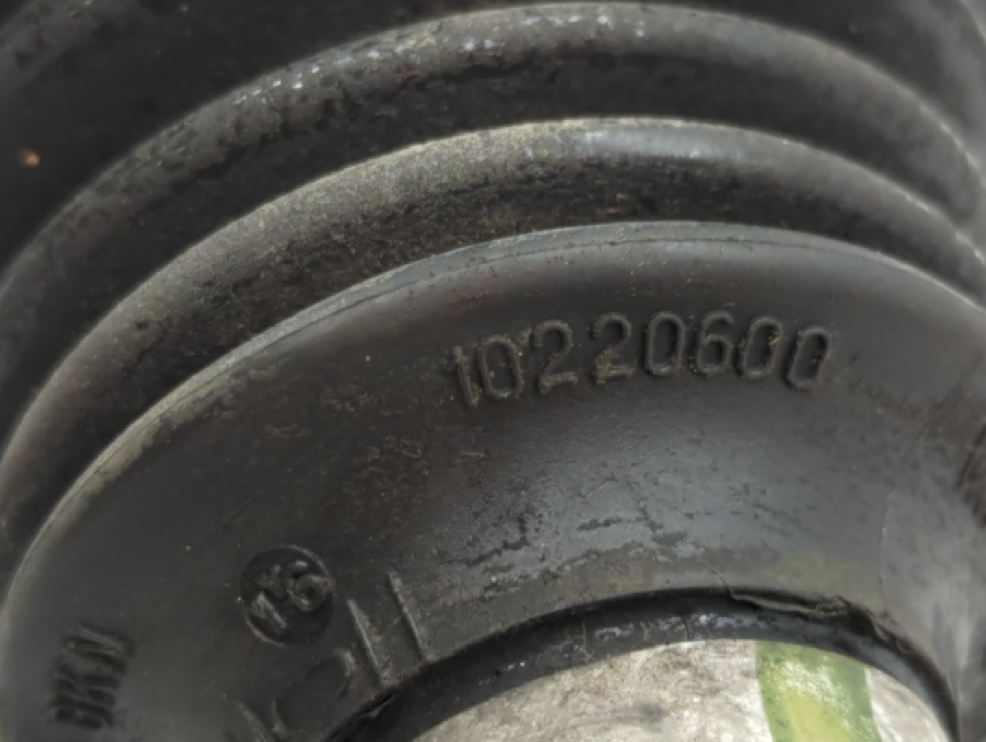 2012-2018 Ford Focus Axle Shaft Front Driver Cv C/v 591402 - Oemusedautoparts1.com