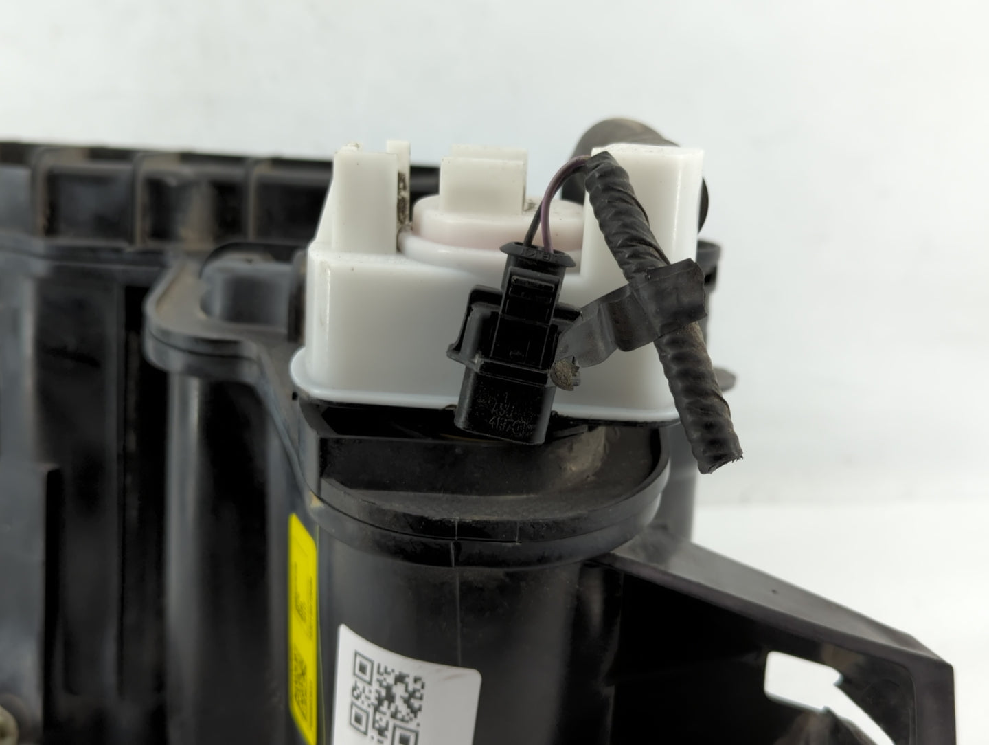 2012 Ford Focus Fuel Vapor Charcoal Canister - Oemusedautoparts1.com