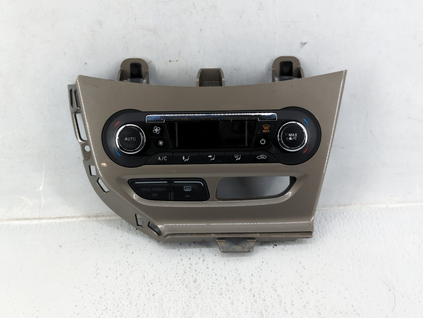 2012 Ford Focus Climate Control Module Temperature AC/Heater Replacement P/N:BM5T-18C612-AE Fits OEM Used Auto Parts - Oemus