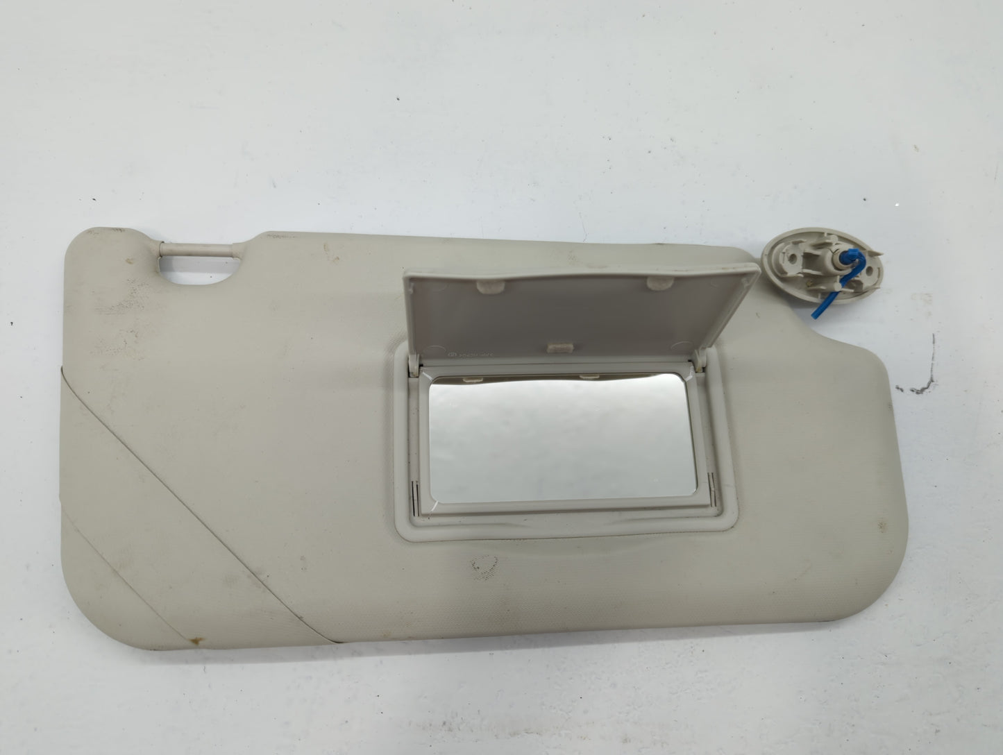 2012-2014 Ford Focus Sun Visor Shade Replacement Driver Left Mirror Fits Fits 2012 2013 2014 OEM Used Auto Parts - Oemusedau