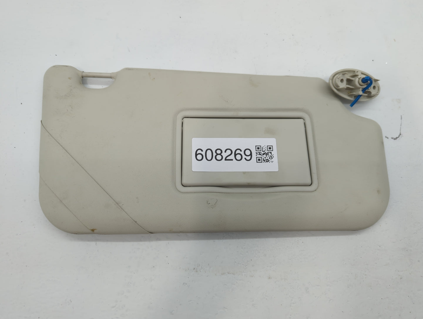 2012-2014 Ford Focus Sun Visor Shade Replacement Driver Left Mirror Fits Fits 2012 2013 2014 OEM Used Auto Parts - Oemusedau