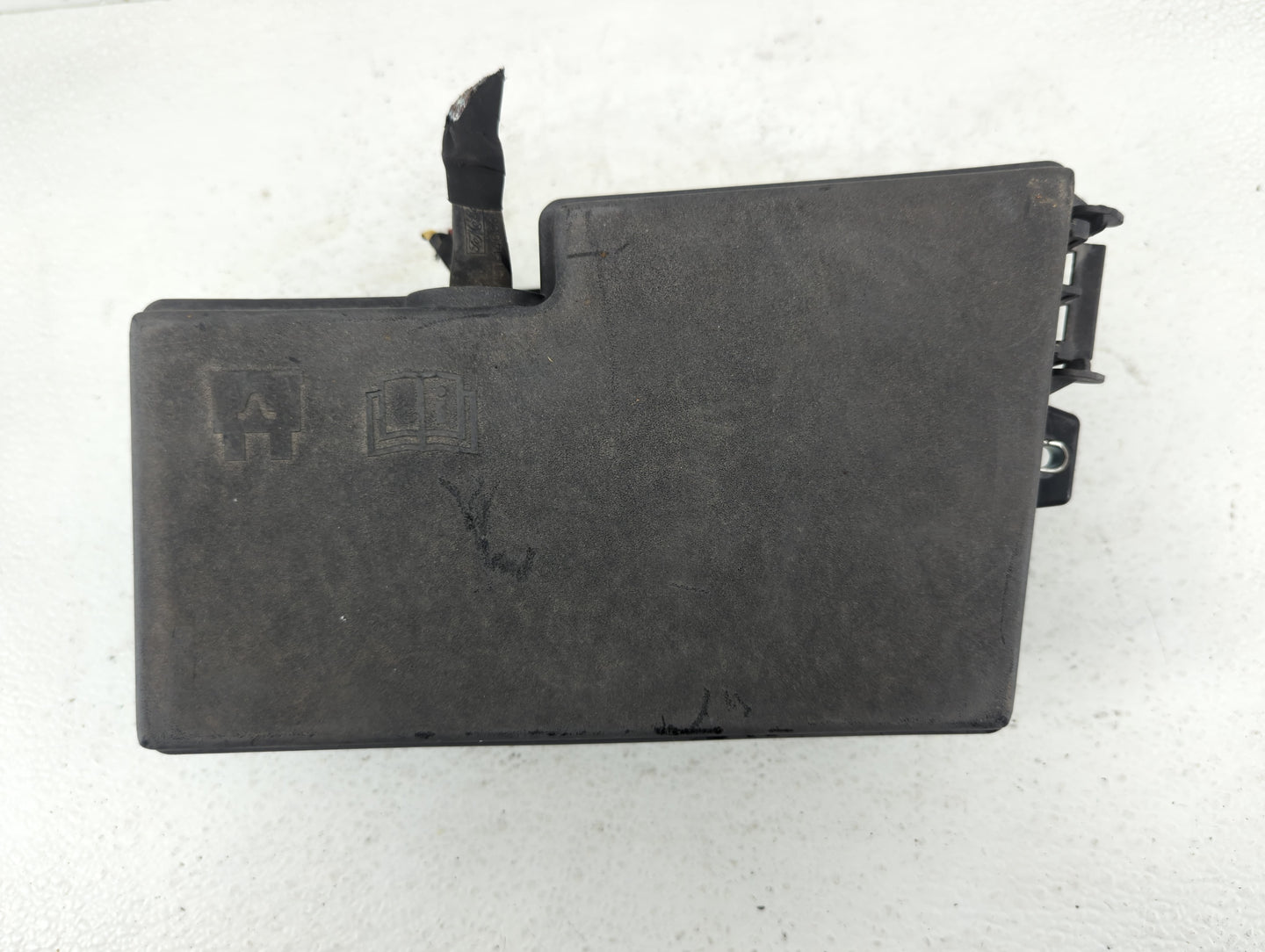 2012-2014 Ford Focus Fusebox Fuse Box Panel Relay Module P/N:AV6T-14A067-AC Fits Fits 2012 2013 2014 OEM Used Auto Parts - O