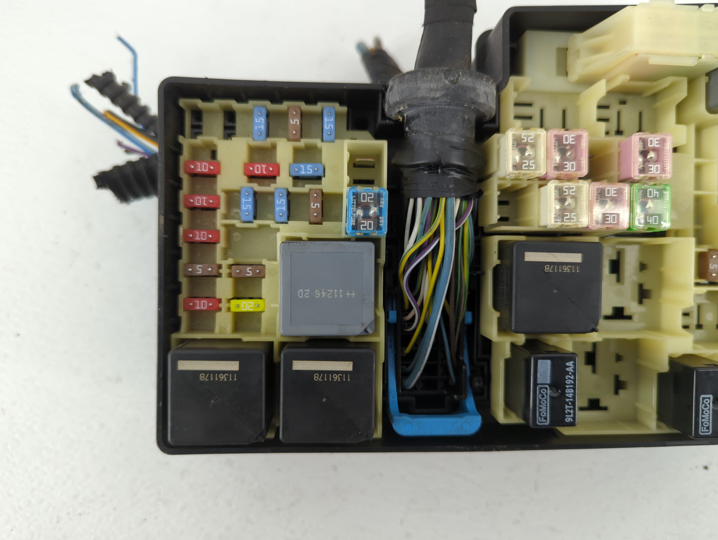 2012-2014 Ford Focus Fusebox Fuse Box Panel Relay Module P/N:5B0Q10107 AV6T-14A067-AB Fits Fits 2012 2013 2014 OEM Used Auto