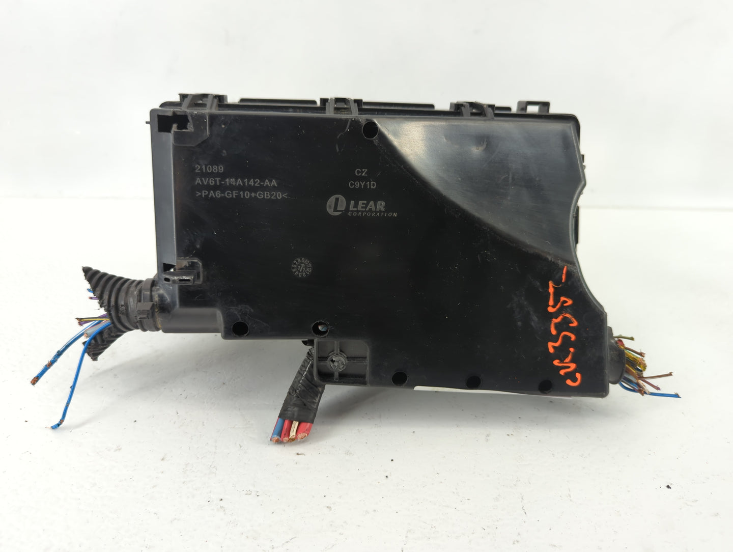 2012-2014 Ford Focus Fusebox Fuse Box Panel Relay Module P/N:5B0Q10107 AV6T-14A067-AB Fits Fits 2012 2013 2014 OEM Used Auto