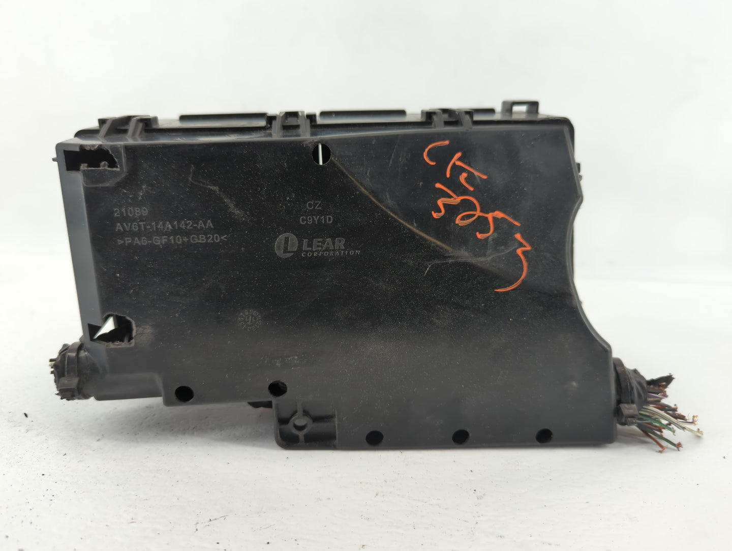 2012-2014 Ford Focus Fusebox Fuse Box Panel Relay Module P/N:AV6T-14A142-AA AV6T-14A067-AB Fits Fits 2012 2013 2014 OEM Used