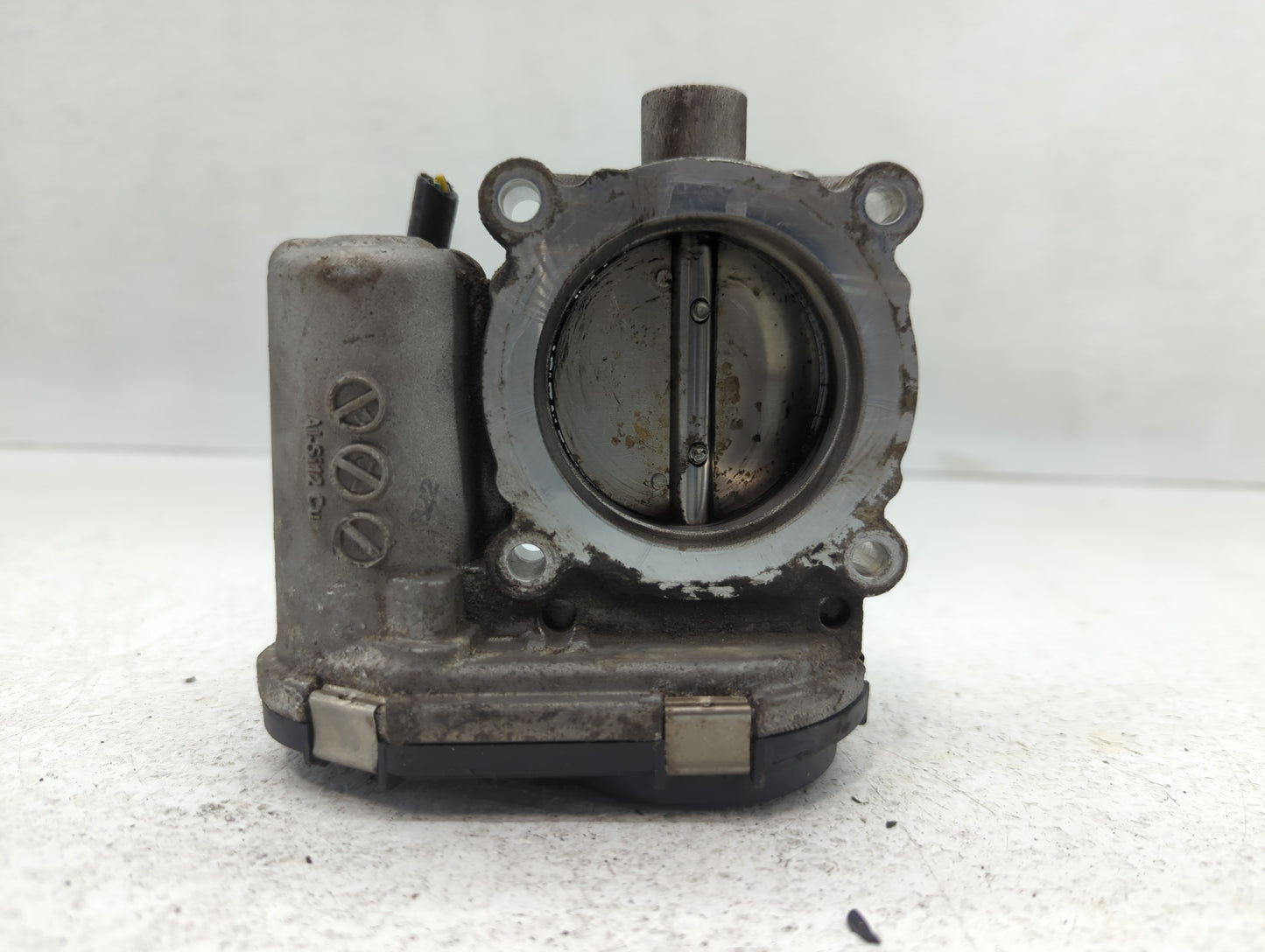 2012-2013 Ford Focus Throttle Body P/N:CM5E 9F991AD 001966, 12069 Fits Fits 2012 2013 2014 2015 2016 2017 OEM Used Auto Part