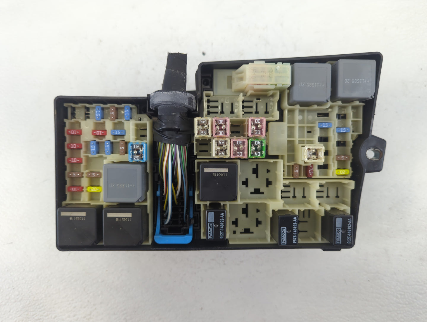 2012-2014 Ford Focus Fusebox Fuse Box Panel Relay Module P/N:AV6T-14A067-AB Fits Fits 2012 2013 2014 OEM Used Auto Parts - O