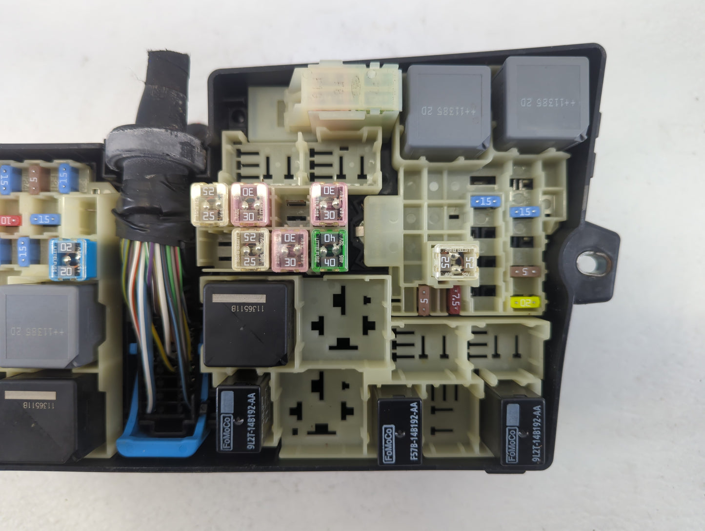 2012-2014 Ford Focus Fusebox Fuse Box Panel Relay Module P/N:AV6T-14A067-AB Fits Fits 2012 2013 2014 OEM Used Auto Parts - O