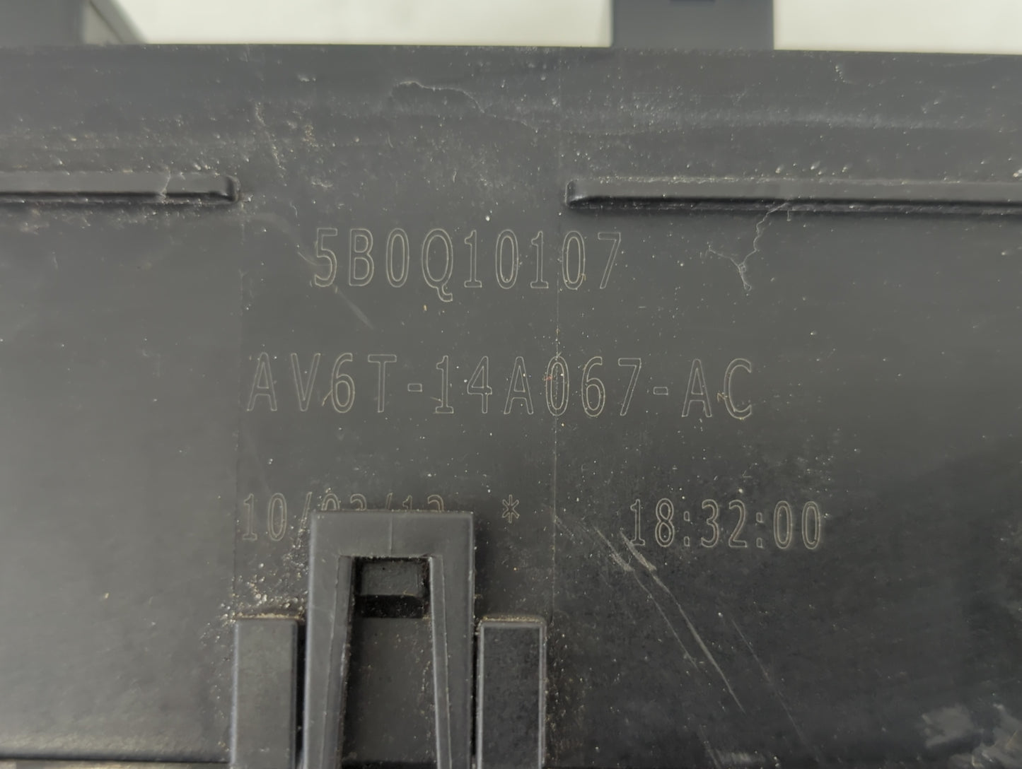2012-2014 Ford Focus Fusebox Fuse Box Panel Relay Module P/N:AV6T-14A067-AC Fits Fits 2012 2013 2014 OEM Used Auto Parts - O